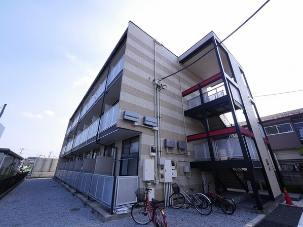 レオパレスめぞん一刻の物件外観写真